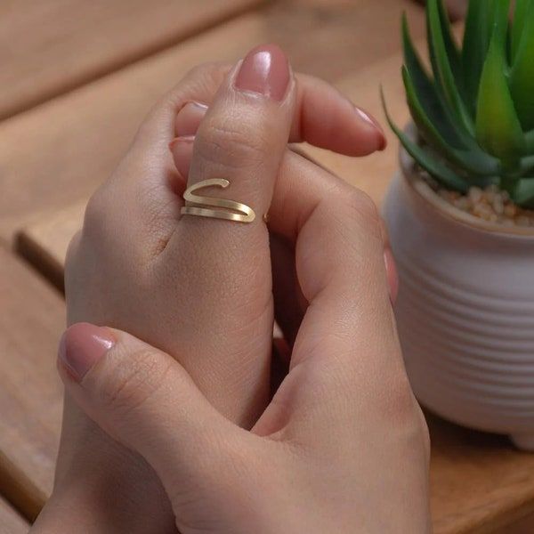 Customized Arabic Ring with Initial
